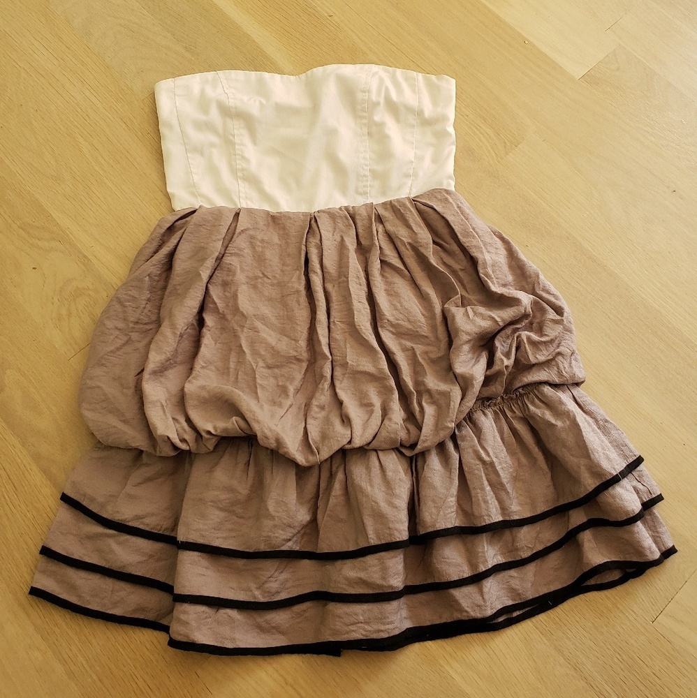 Strapless dress